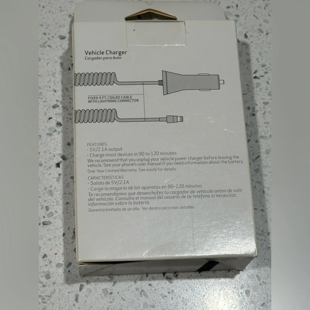 Verizon Vehicle Charger NIB Lightning Cable 9ft Coiled iPhone iPad